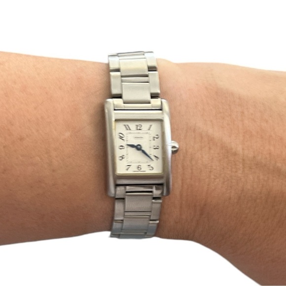 Coach Swiss W002B 19 mm WR 3ATM white dial GUC - Picture 5 of 6